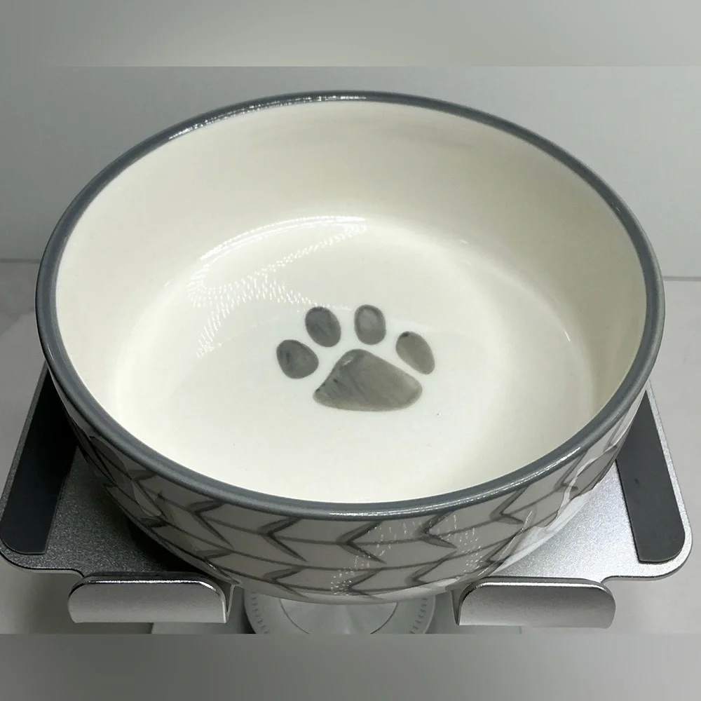 2 Signature Housewares 5